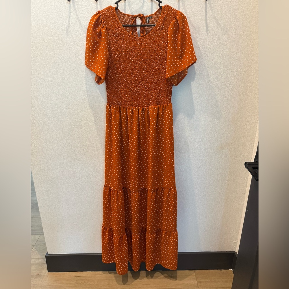 Krandda Smocked Rust Floral Midi Dress - Size Small